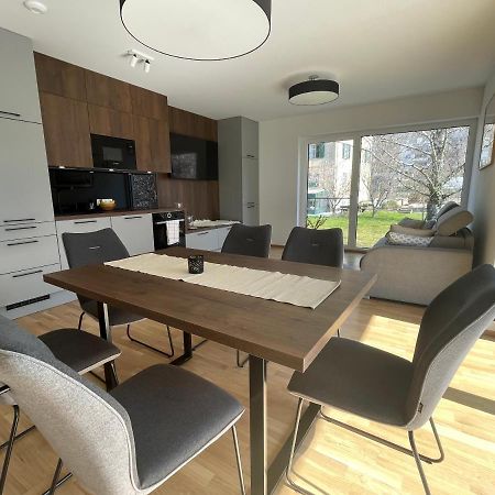Luxury - Apartment Mit Balkon In Seenaehe กมุนเดน ภายนอก รูปภาพ